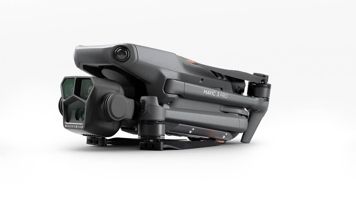 DJI Mavic 3 Pro Fly More Combo - KOZIET